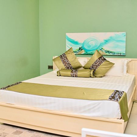Hotel Amaranth Νταρ ες Σαλάμ Εξωτερικό φωτογραφία