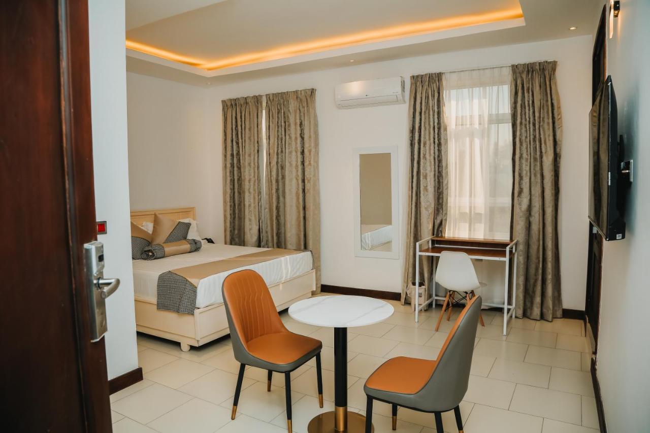 Hotel Amaranth Νταρ ες Σαλάμ Εξωτερικό φωτογραφία