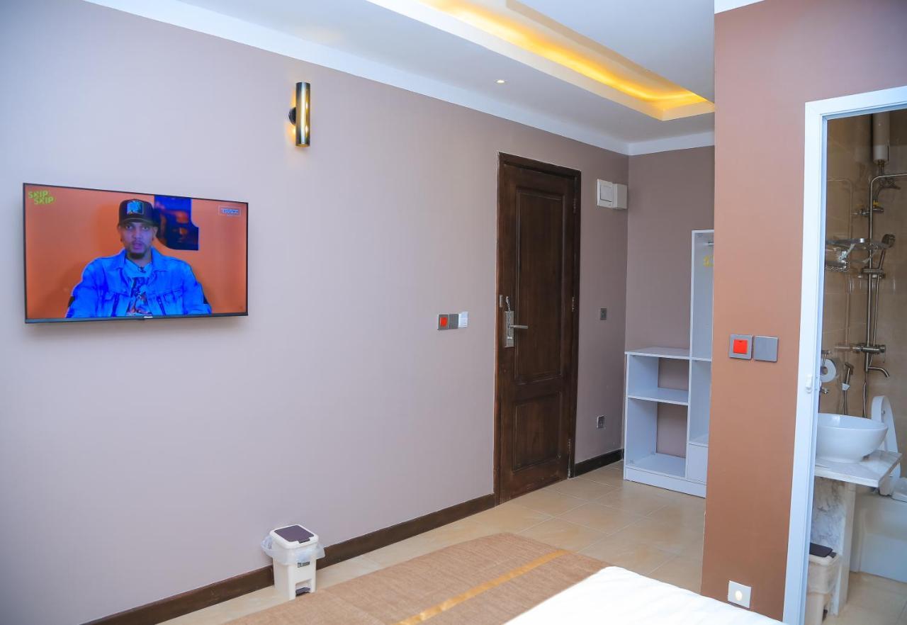 Hotel Amaranth Νταρ ες Σαλάμ Εξωτερικό φωτογραφία