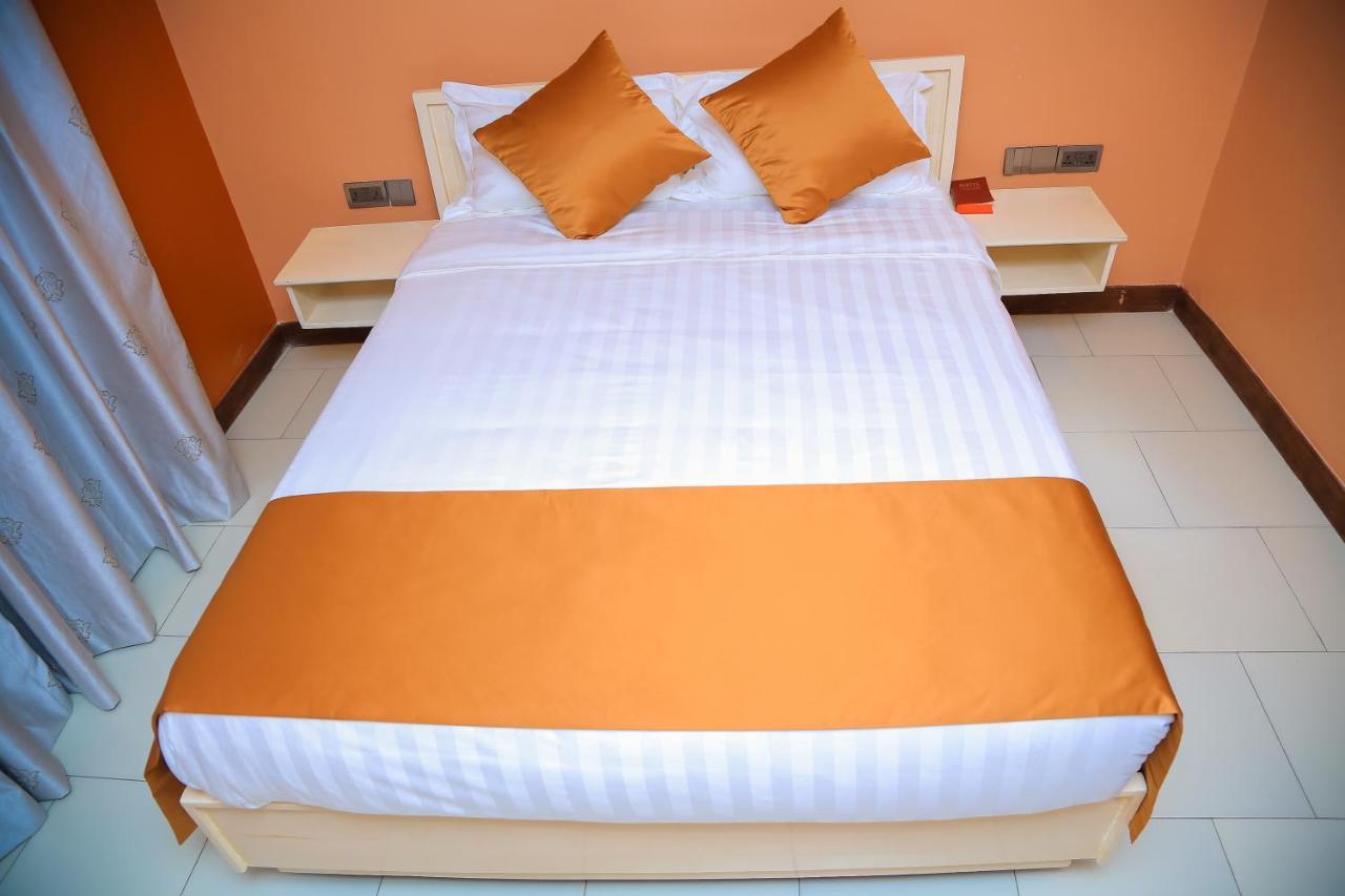 Hotel Amaranth Νταρ ες Σαλάμ Εξωτερικό φωτογραφία